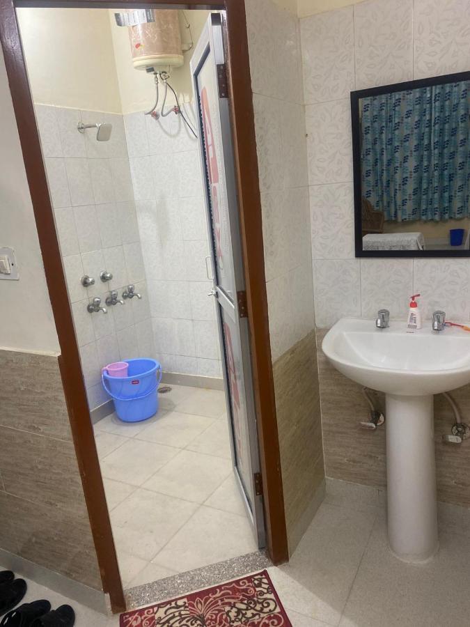 Negi Lodge Chandīgarh エクステリア 写真
