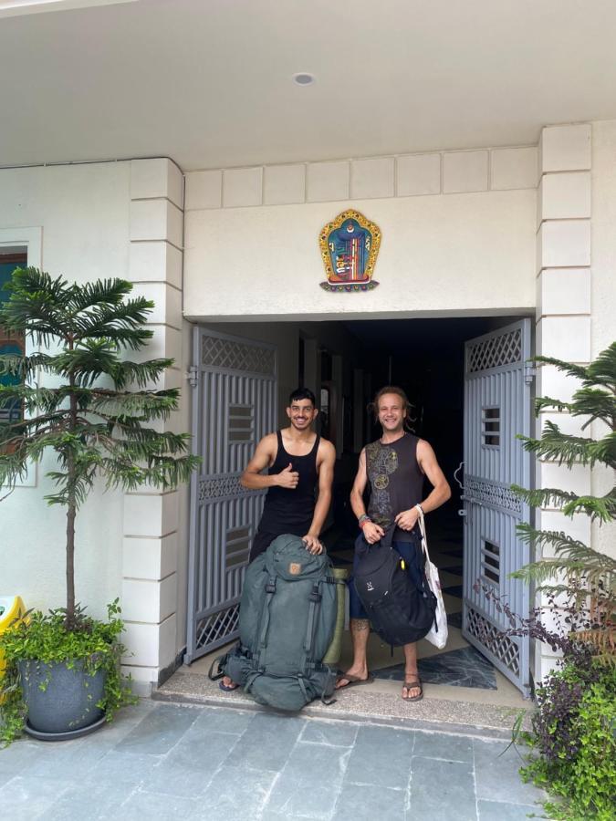 Negi Lodge Chandīgarh エクステリア 写真