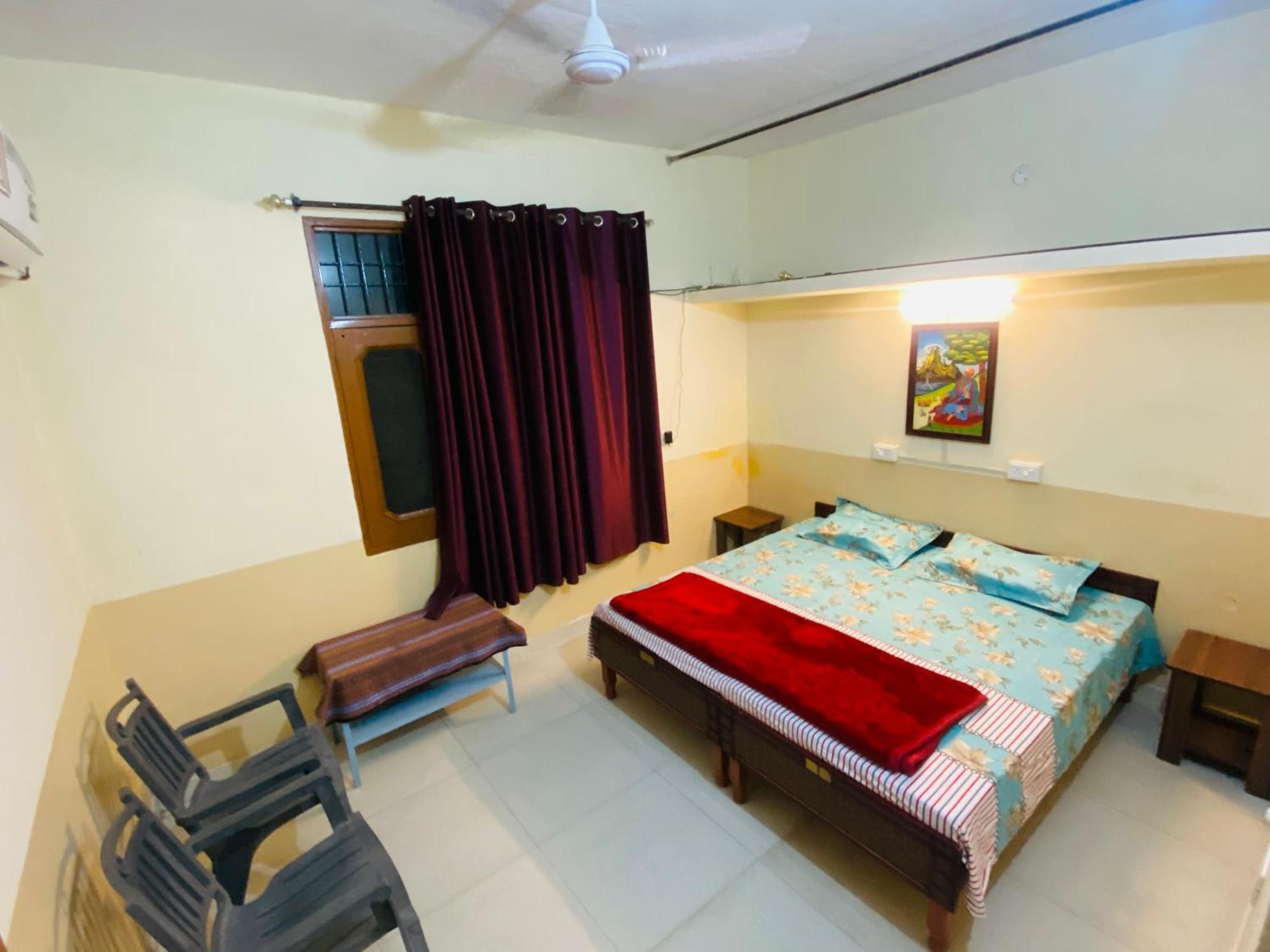 Negi Lodge Chandīgarh エクステリア 写真